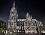 Klner Dom in der Nacht.