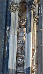 Kunst am Klner Dom - Heiligenfiguren.