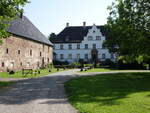 Schloss Wehrden, erbaut ab 1696 durch Frstbischof von Paderborn Hermann Werner von Wolff-Metternich zur Gracht (14.06.2025)