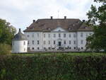 Schloss Vinsebeck, ehemalige Sommerresidenz der Paderborner Domherren, erbaut ab 1720 (05.10.2021)