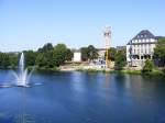 Der Blick von der Schlobrcke auf die Ruhr und den Rathausturm