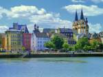 Deutschland, Rheinland-Pfalz, Koblenz, Peter-Altmeier-(Mosel)Ufer, Florinskirche, vom linken Moselufer aus gesehen, 17.06.2012