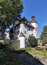 Alte Burg (Stadtarchiv) in Koblenz am Peter-Altmeier-Ufer (Mosel) in Koblenz - 08.09.2021