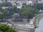 Das Deutsche Eck mit dem Kaiser-Wilhelm-I.-Denkmal an der Mündung der Mosel in den Rhein in Koblenz.