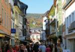 Ahrweiler Innenstadt mit  Durchblick  auf die Weinberge - 12.10.2008