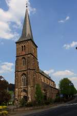 Die katholische Kirche in Herdorf, Landkreis Altenkirchen (Ww) am 22.04.2011