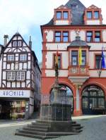 Deutschland, Rheinland-Pfalz, Bernkastel-Kues, historischer Marktplatz mit Renaissance-Ensemble, 20.03.2014