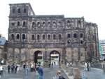 Die von den Rmern erbaute Porta Nigra in Trier, Oktober 2010