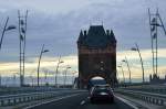 Die frisch renovierte Rheinbrcke in Worms ist wieder erffnet.