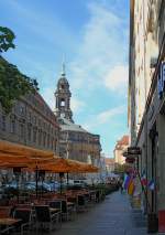 Dresden, Blick zur Kreuzkirche, bekannt durch den weltberhmten Dresdner Kreuzchor der fast 700 Jahre besteht, der 92m hohe Turm ist begehbar und bietet eine prchtige Sicht auf die Stadt, Okt.2009