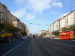 Dresden, die Wilsdruffer Strae, Hauptverkehrsstrae durch die Innenstadt, mit der typischen Architektur der 1950-60er Jahre, Okt.2009 