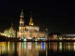 Die Hofkirche in Dresden, am 31.12.12 hier von der anderen Seite der Elbe.