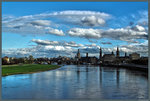 Blick von der Marienbrcke auf die Altstadt von Dresden.