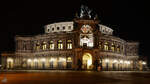 Die Semperoper in Dresden entstand in den Jahren von 1871 bis 1878 .