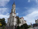 Eibenstock, evangelische Stadtkirche in der Schulstrae, erbaut von 1864 bis 1818 (23.07.2023)