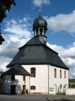 Heilig-Geist-Kirche aus dem frhen Barock (1714), ein Zentralbau mit sechseckigem Grundriss, in Rbenau bei Marienberg (Erzgebirge) an der alten, den Erzgebirgskamm berquerenden Strae Chemnitz -