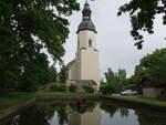 Walddorf, evangelische Kirche in der Martin Luther Strae, erbaut 1909 (05.06.2025)