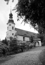 Die evangelische Kirche im Denkmalort Obercunnersdorf; Aufnahme vom Mai 2005.