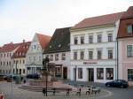 Der Gasthof Zum deutschen Haus am Wurzener Marktplatz mit seinem Ringelnatzbrunnen, 23.02.08