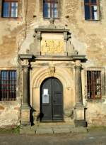 Das Portal des Schlosses in Frauenstein heute als Silbermannmuseum bekannt, 18.02.07.