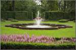 Springbrunnen im Barockgarten Schloss Lichtenwalde, aufgenommen am 18.08.07.