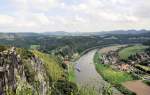 Rathen an der Elbe, aufgenommen von der Bastei - 02.09.2009