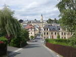 Markneukirchen, Ausblick auf die Strae des Friedens und Marktplatz mit St.