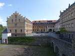 Oelsnitz/Vogtland, Innenhof von Schloss Voigtsberg mit Teppichmuseum und Schlostube (22.07.2023)