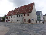 Zwickau, Priesterhuser am Domplatz, vier Gebude mit steilen gotischen Giebeln, erbaut im 13.