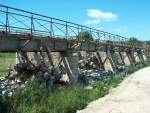 Laucha an der Unstrut - Brckenbau - das Gerippe der alten, 1901 erbauten Flutbrcke - 10.07.2005