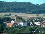 Laucha an der Unstrut - Blick von der Weischtzer Strae auf die Huser der Unterstadt - Foto vom 08.09.2006