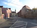 Laucha an der Unstrut - Blick in die Obere Hauptstrae Richtung Innenstadt - rechts das Obertor - 15.11.2009