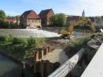 Laucha an der Unstrut - Blick ber die Baustelle der Schleusenbrcke zur alten Wassermhle - Foto vom 03.10.2010