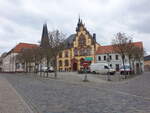 Egeln, Huser und Brgerbro am Marktplatz (15.04.2025)