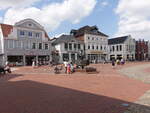 Heide, Huser und Ventilbrunnen am Marktplatz (24.07.2021)