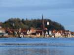 Blick ber die Elbe auf Lauenburg mit der Maria-Magdalenen-Kirche; 27.12.2009  