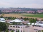 Erfurt-Nord, im Vordergrund der Thringen Park und im Hintergrund der Tower des Erfurter Flughafens  Airfurt ; 09.07.2007