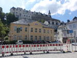 Greiz, Haus der Jugend am Westernhagen Platz und Ausblick auf das obere Schloss  (25.06.2023)