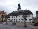 Auma, altes Rathaus am Markt, erbaut 1790 (29.04.2023)