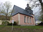 Hohenlsen, evangelische Dorfkirche, romanische Chorturmkirche, Langhaus erbaut 1700 (29.04.2023)