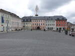 Zeulenroda, Huser am Marktplatz (29.04.2023)