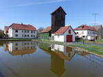 Witzleben, kleines Feuerwehrhaus am Dorfteich (17.04.2022)