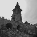 Das Kyffhuserdenkmal oder auch Barbarossadenkmal bei Bad Frankenhausen.