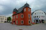 Schleiz, die Alte Mnze auf dem Marktplatz, letzte reuische Mnzsttte von 1678-81, Mai 2012