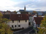 Kaulsdorf, Fachwerkhuser und evangelische Dorfkirche (18.10.2022)