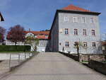 Uhlstdt-Kirchhasel, Rathaus in der Jenaische Strae (22.04.2023)