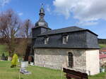 Hengelbach, evangelische Dorfkirche, erbaut 1683, Kirchturm von 1804 (23.04.2023)