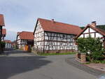 Pferdsdorf, Fachwerkhuser in der Pfarrgasse (05.06.2022)