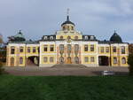 Schloss Belvedere, erbaut von 1724 bis 1744 durch Johann Adolph Richter und Gottfried Heinrich Krohne (21.10.2022)