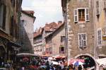 Gasse in der Altstadt von Annecy.